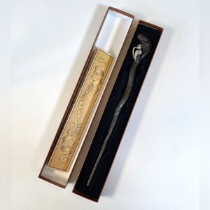 Universal Studio Harry Potter Interactive Wand - Death Eater Snake